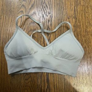 Lululemon sports bra